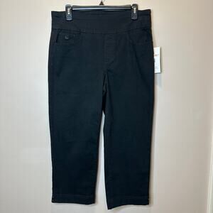 NWT Gloria Vanderbilt Amanda Slimming Black Capri Pants Womens 10 Stretch Pocket
